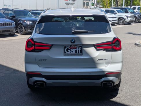 Used 2023 BMW X3 xDrive30i AWD/4WD image 4