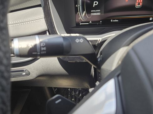 Used 2025 INFINITI QX60 Luxe image 18