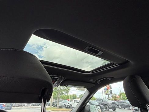 New 2026 Jeep Grand Cherokee Laredo image 24