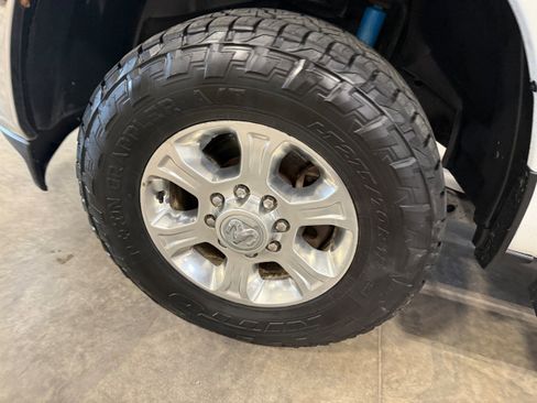 Certified 2019 RAM 2500 Big Horn AWD/4WD image 33