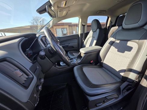 Used 2019 Chevrolet Colorado Z71 image 14