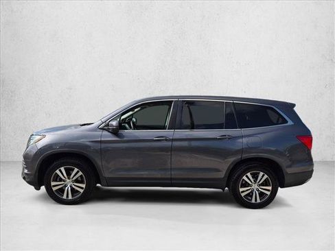 Used 2018 Honda Pilot EX image 8