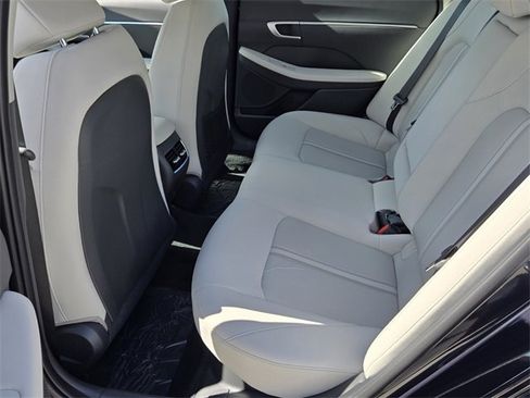 New 2025 Hyundai Sonata SEL image 7