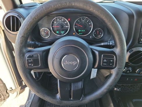 Used 2015 Jeep Wrangler Unlimited Sport image 21