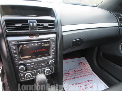 Used 2009 Pontiac G8 GXP image 11