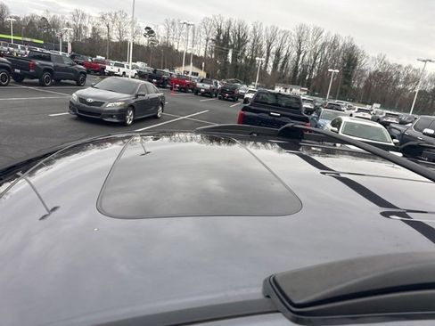 Used 2024 Honda Odyssey Touring image 7