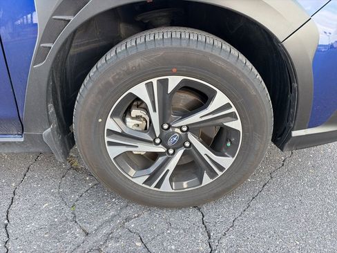 Certified 2025 Subaru Crosstrek 2.0i Premium image 10