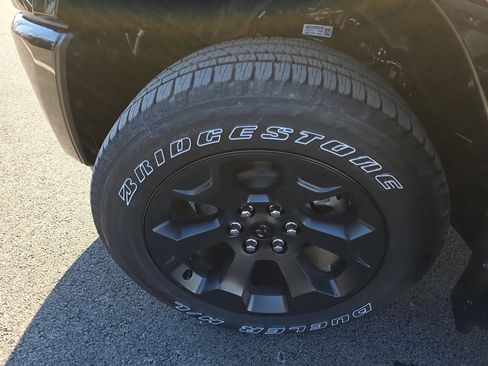 New 2026 RAM 1500 Big Horn AWD/4WD image 34