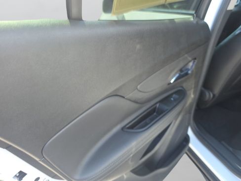 Used 2022 Buick Encore Preferred FWD image 23