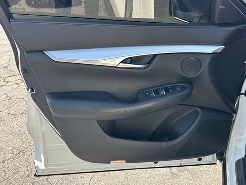 Used 2020 INFINITI QX50 Essential w/ Edition 30 Package FWD image 11