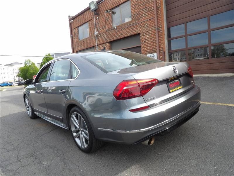 Used 2017 Volkswagen Passat 1.8T R-Line FWD image 3