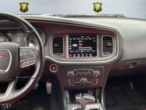 Used 2022 Dodge Charger R/T w/ Plus Group RWD image 13
