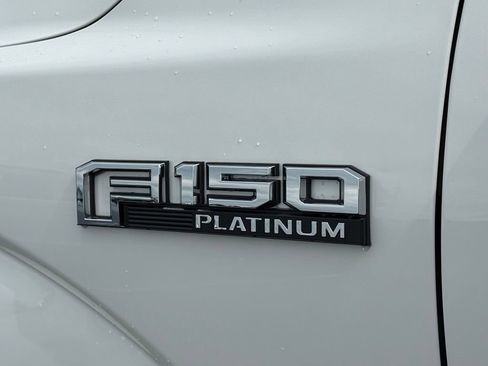 Used 2020 Ford F150 Platinum w/ Equipment Group 701A Luxury AWD/4WD image 28