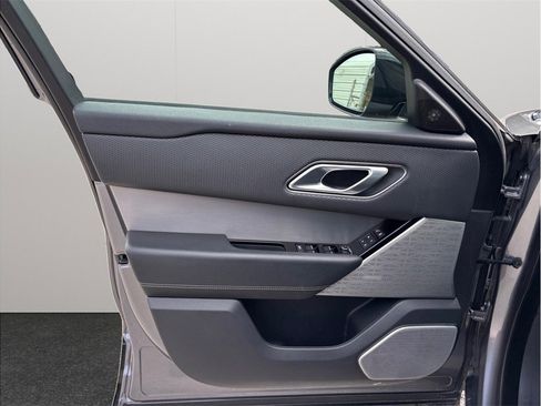 Used 2020 Land Rover Range Rover Velar R-Dynamic S AWD/4WD image 23