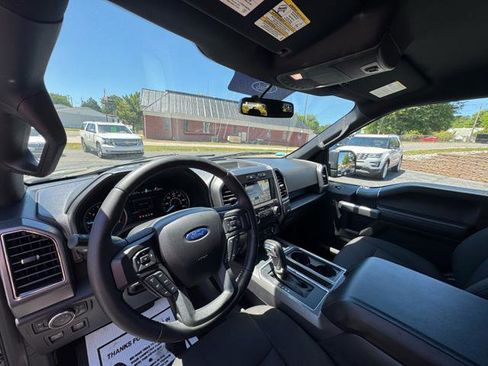 Used 2018 Ford F150 XLT w/ Equipment Group 302A Luxury AWD/4WD image 9
