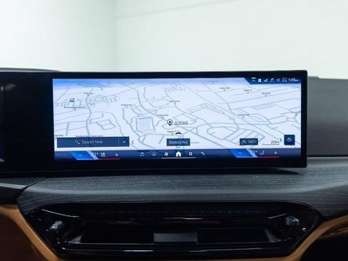 New 2026 BMW 330i xDrive Sedan w/ Premium Package AWD/4WD image 19