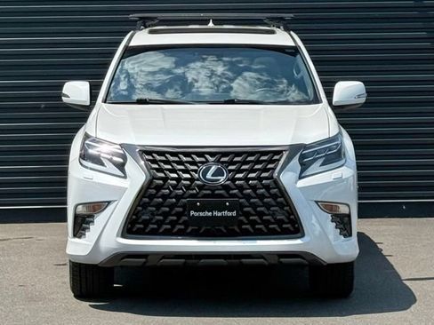 Used 2022 Lexus GX 460 w/ Black Line Special Edition AWD/4WD image 10