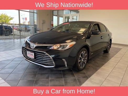 Used 2016 Toyota Avalon XLE Premium FWD image 2