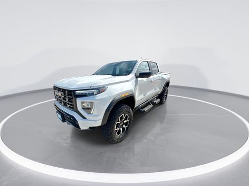 Used 2024 GMC Canyon AT4X AWD/4WD image 4