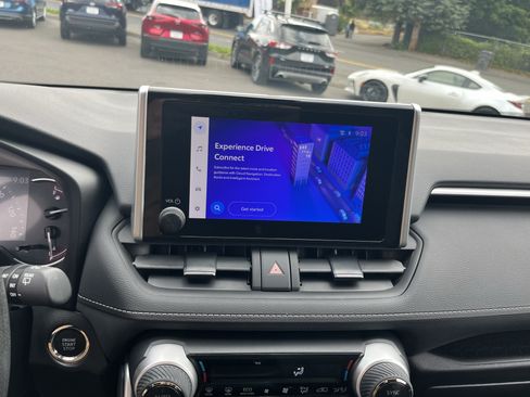 Certified 2025 Toyota RAV4 XLE AWD/4WD image 22