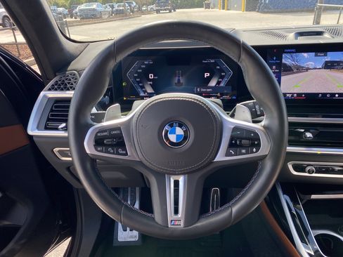 Used 2024 BMW X7 M60i w/ Executive Package image 11