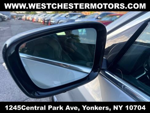 Used 2019 BMW 530i xDrive w/ Convenience Package AWD/4WD image 29