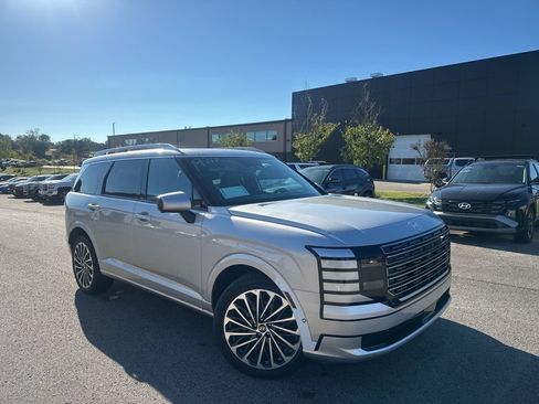 New 2026 Hyundai Palisade Calligraphy FWD image 1