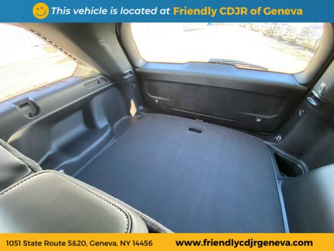 New 2025 Jeep Grand Cherokee Limited image 13