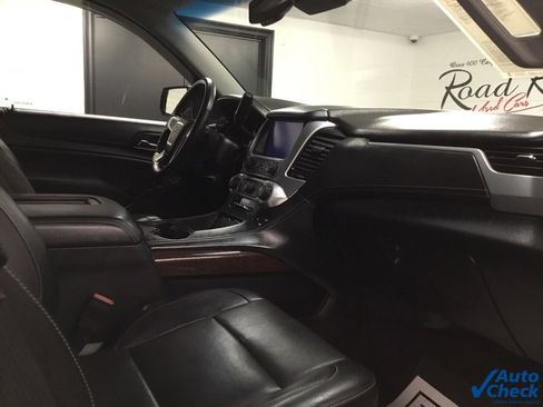 Used 2017 GMC Yukon SLT image 40