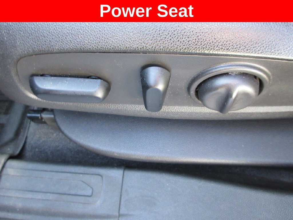 Used 2022 GMC Acadia SLE w/ Driver Convenience Package FWD image 26