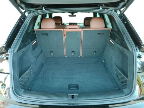 Used 2023 Audi Q5 2.0T Premium image 28