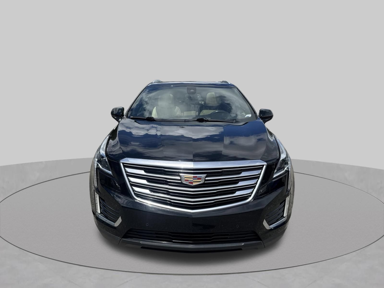Used 2018 Cadillac XT5 Premium Luxury FWD image 9