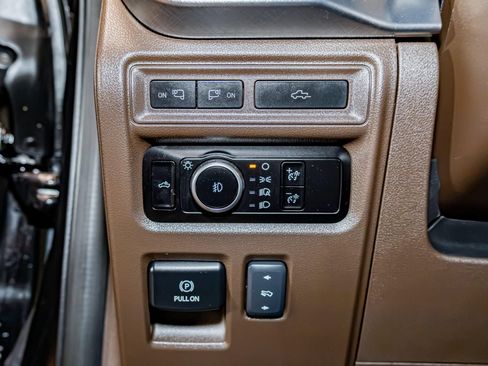 Used 2023 Ford F150 King Ranch w/ Equipment Group 601A High AWD/4WD image 28