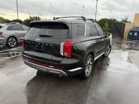 Used 2023 Hyundai Palisade Limited FWD image 4