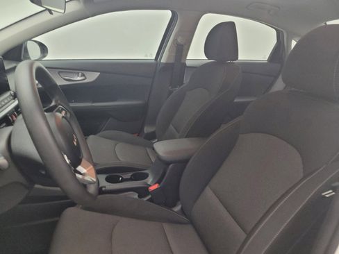 Used 2023 Kia Forte LX FWD image 17
