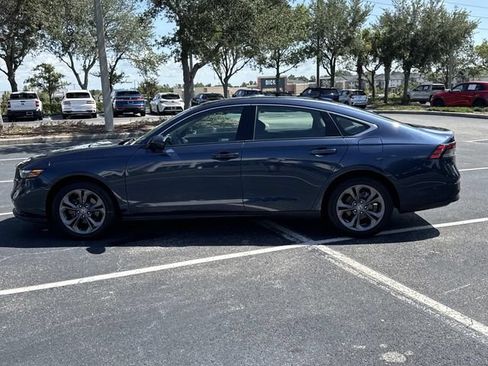 Used 2023 Honda Accord EX image 9