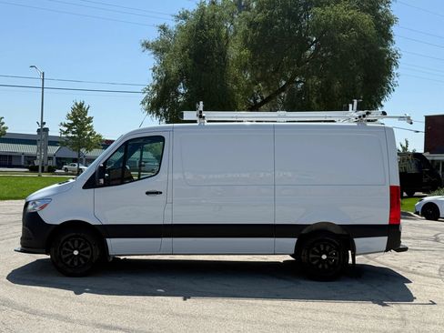 Used 2022 Mercedes-Benz Sprinter 2500 image 6