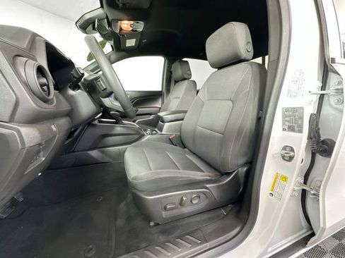 Used 2023 Chevrolet Colorado Trail Boss image 16