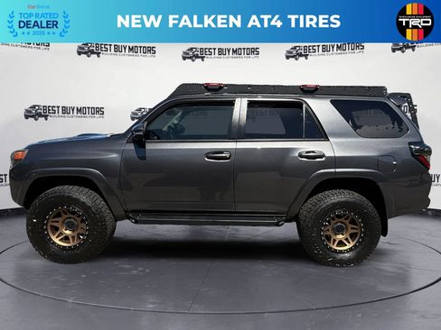 Used 2021 Toyota 4Runner TRD Off-Road Premium w/ Moonroof Package AWD/4WD image 5