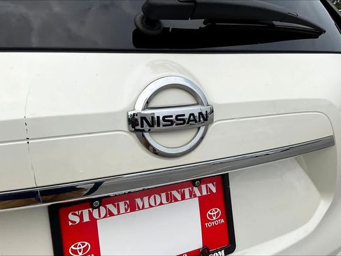 Used 2018 Nissan Rogue SL w/ Premium Package AWD/4WD image 31