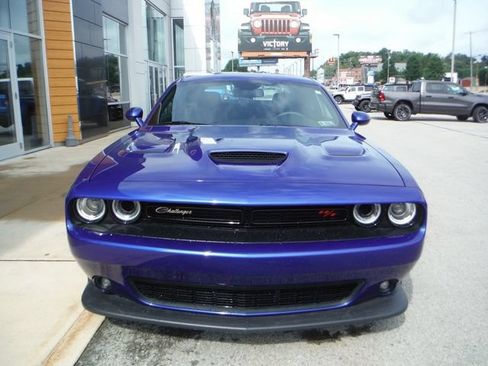 Certified 2022 Dodge Challenger R/T Scat Pack RWD image 9