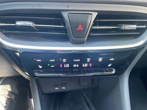 Used 2024 Buick Encore GX Avenir w/ Avenir Technology Package FWD image 15