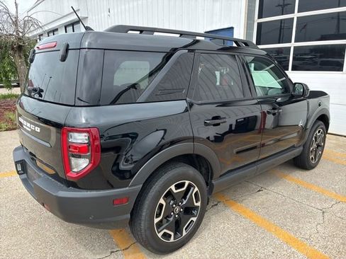 Used 2023 Ford Bronco Sport Outer Banks AWD/4WD image 6