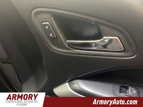 Used 2022 Chevrolet Colorado LT w/ LT Convenience Package image 34