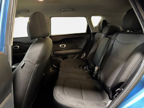 Certified 2017 Kia Soul + w/ Designer's Package image 24