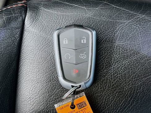 Used 2018 Chevrolet Equinox Premier image 30