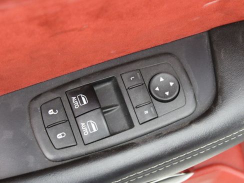 Used 2017 Dodge Challenger SRT Hellcat image 36