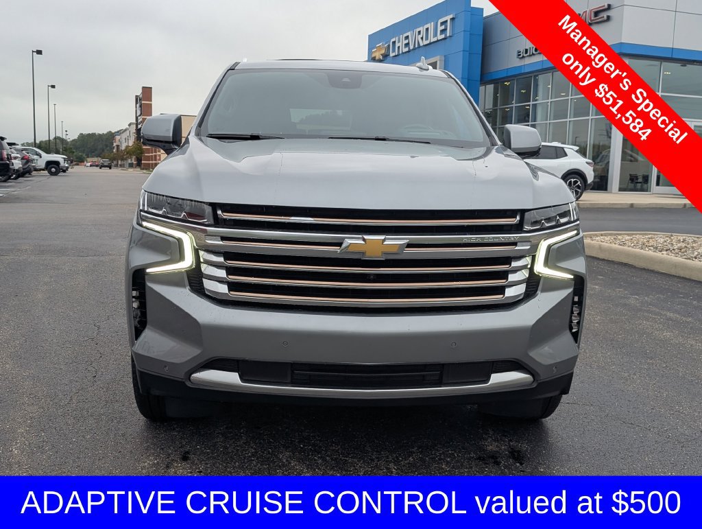Used 2023 Chevrolet Suburban High Country w/ Premium Package 2 AWD/4WD image 2