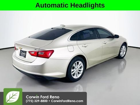 Used 2016 Chevrolet Malibu LT w/ Leather Package FWD image 7