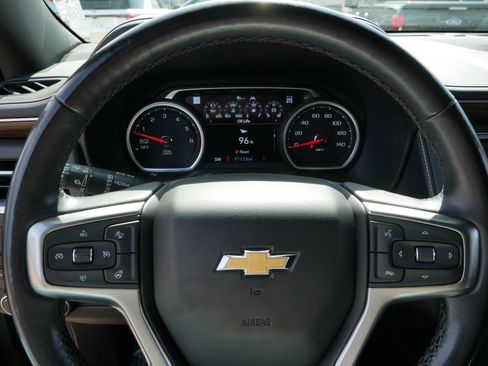 Used 2021 Chevrolet Tahoe Premier AWD/4WD image 25